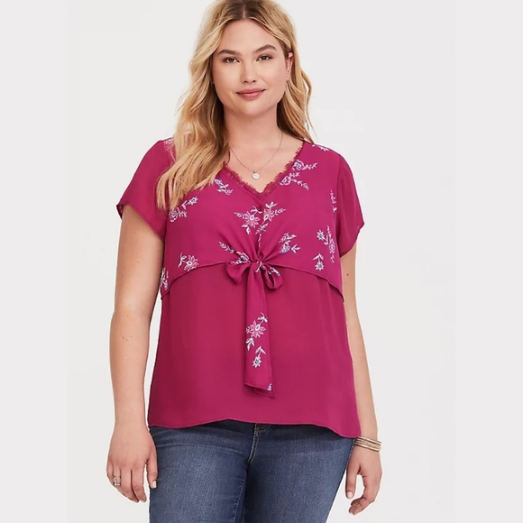 torrid Tops - 2X Torrid Berry Floral Tie Front Georgette Top